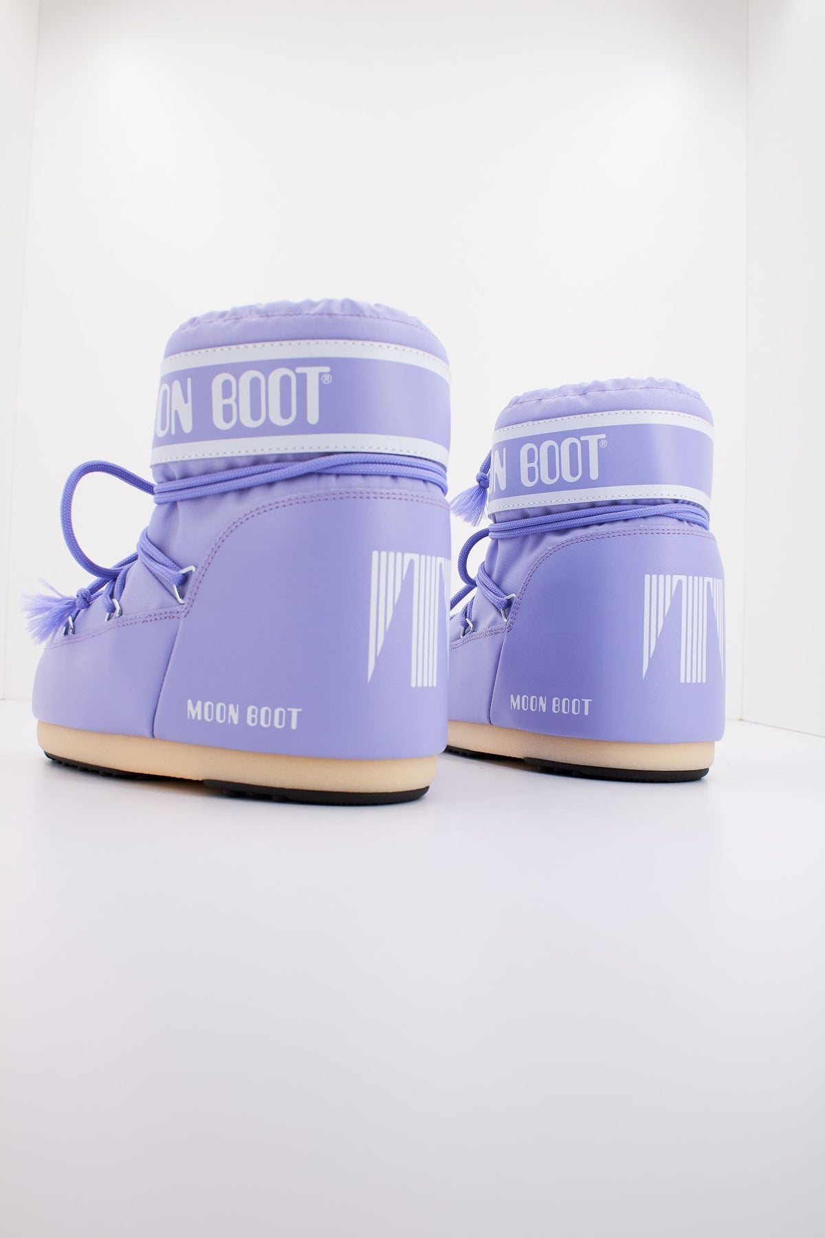 MOON BOOT ICON LOW NYLON 14093400 013 en color VIOLETA (3)