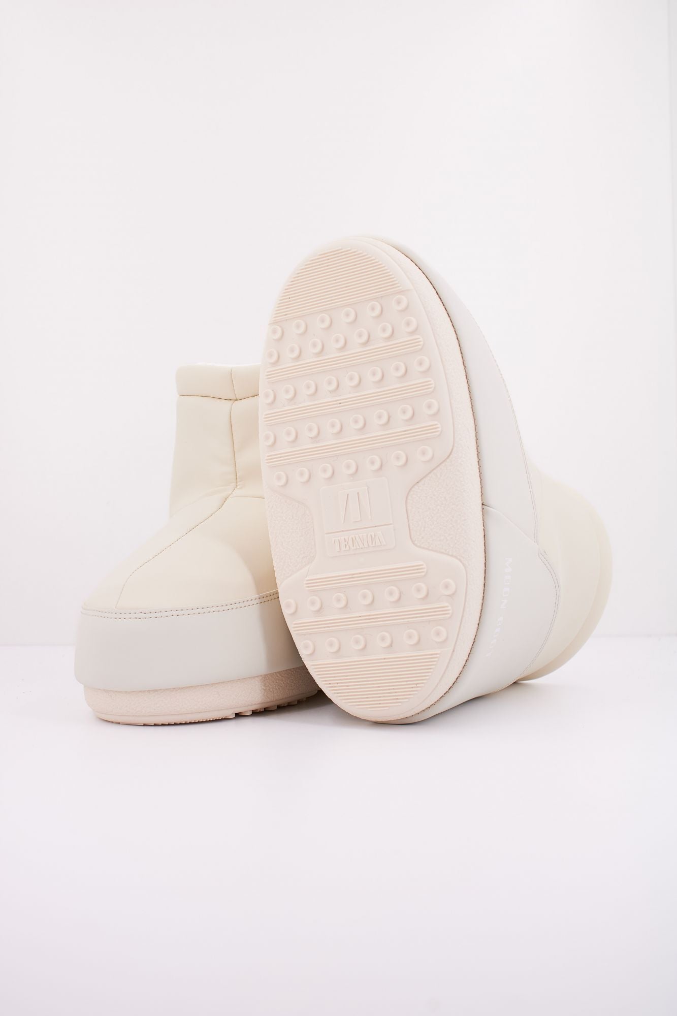 MOON BOOT ICON LOW NOLACE RUBBER 14094100 002 en color BLANCO (5)