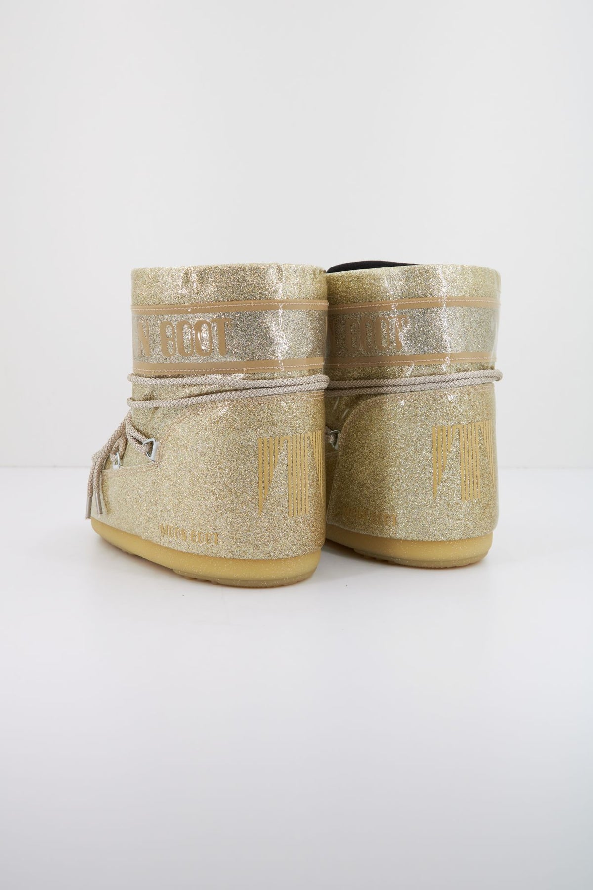 MOON BOOT ICON LOW GLITTER 14094400 004 en color ORO (3)