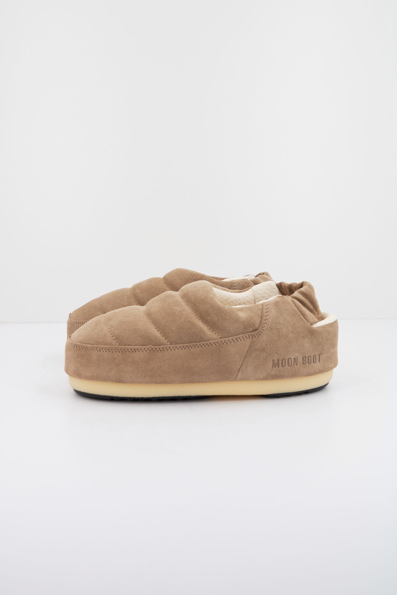 MOON BOOT MB SANDAL BAND SUEDE en color BEIS (1)