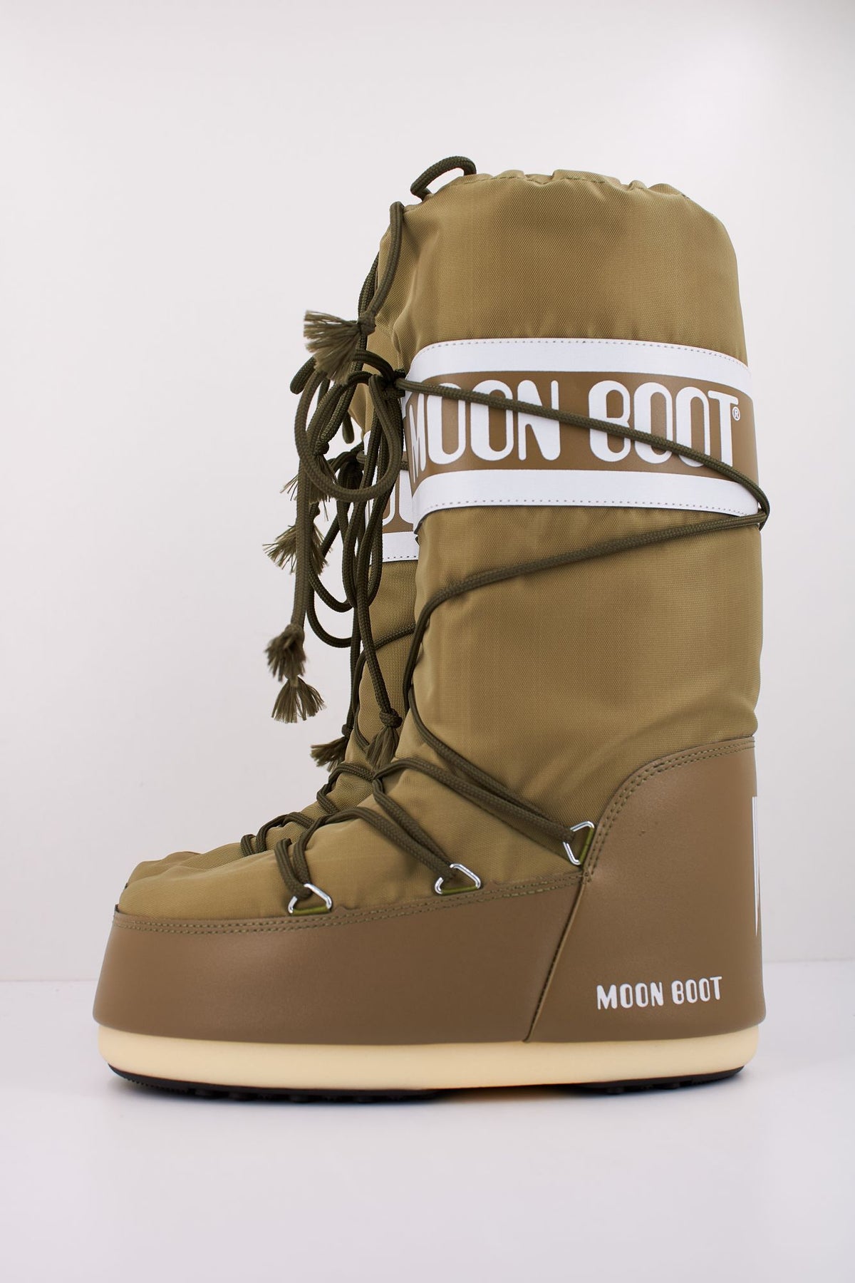 MOON BOOT ICON NYLON 14004400 006 en color VERDE (1)