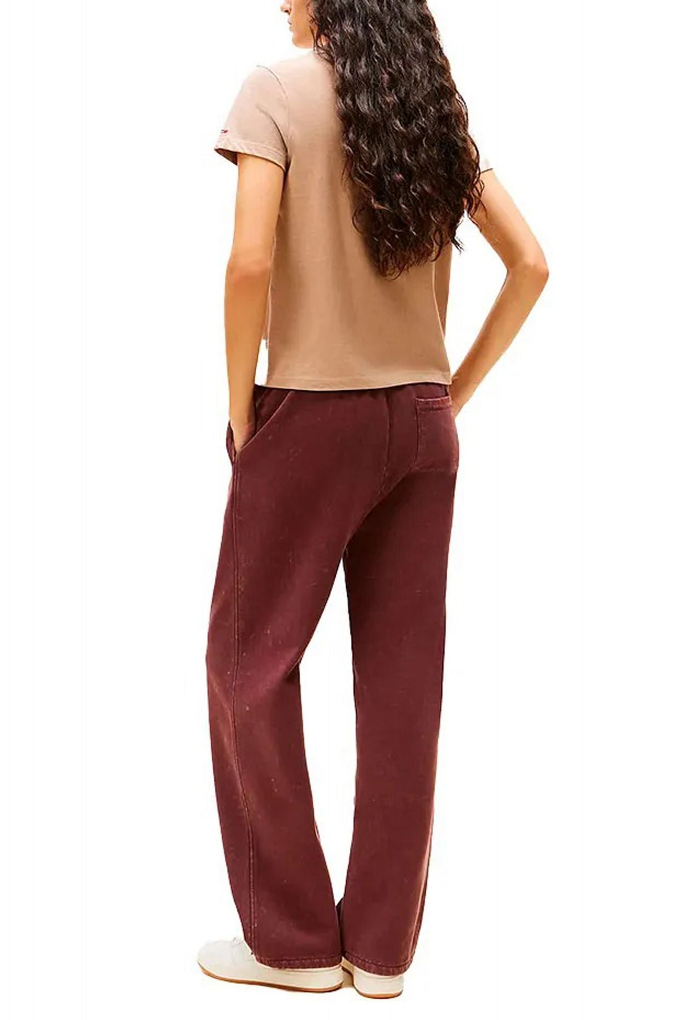 TOMMY JEANS TJW REG ESSENTIAL LOGO 2 en color BEIS (3)