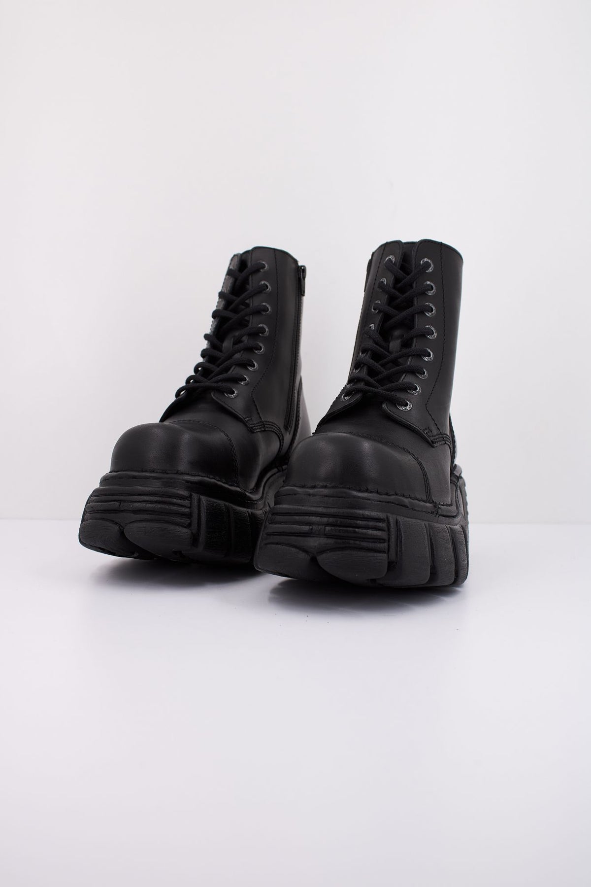 NEW ROCK MILITARY M-NEWMILI083-S39 en color NEGRO (2)