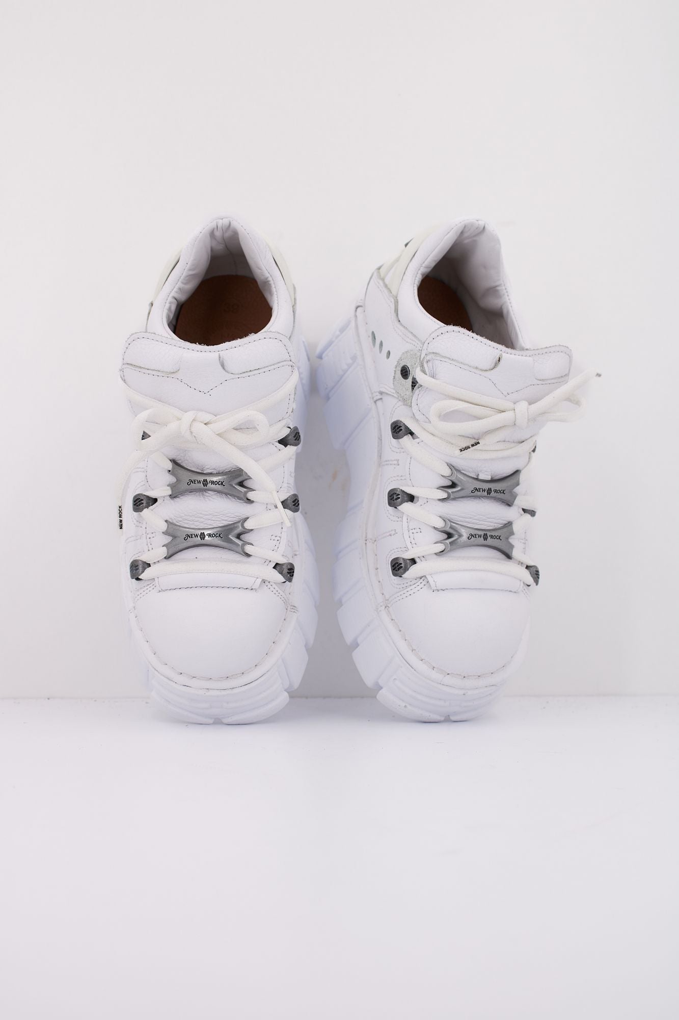NEW ROCK ANKLE BOOT en color BLANCO (3)