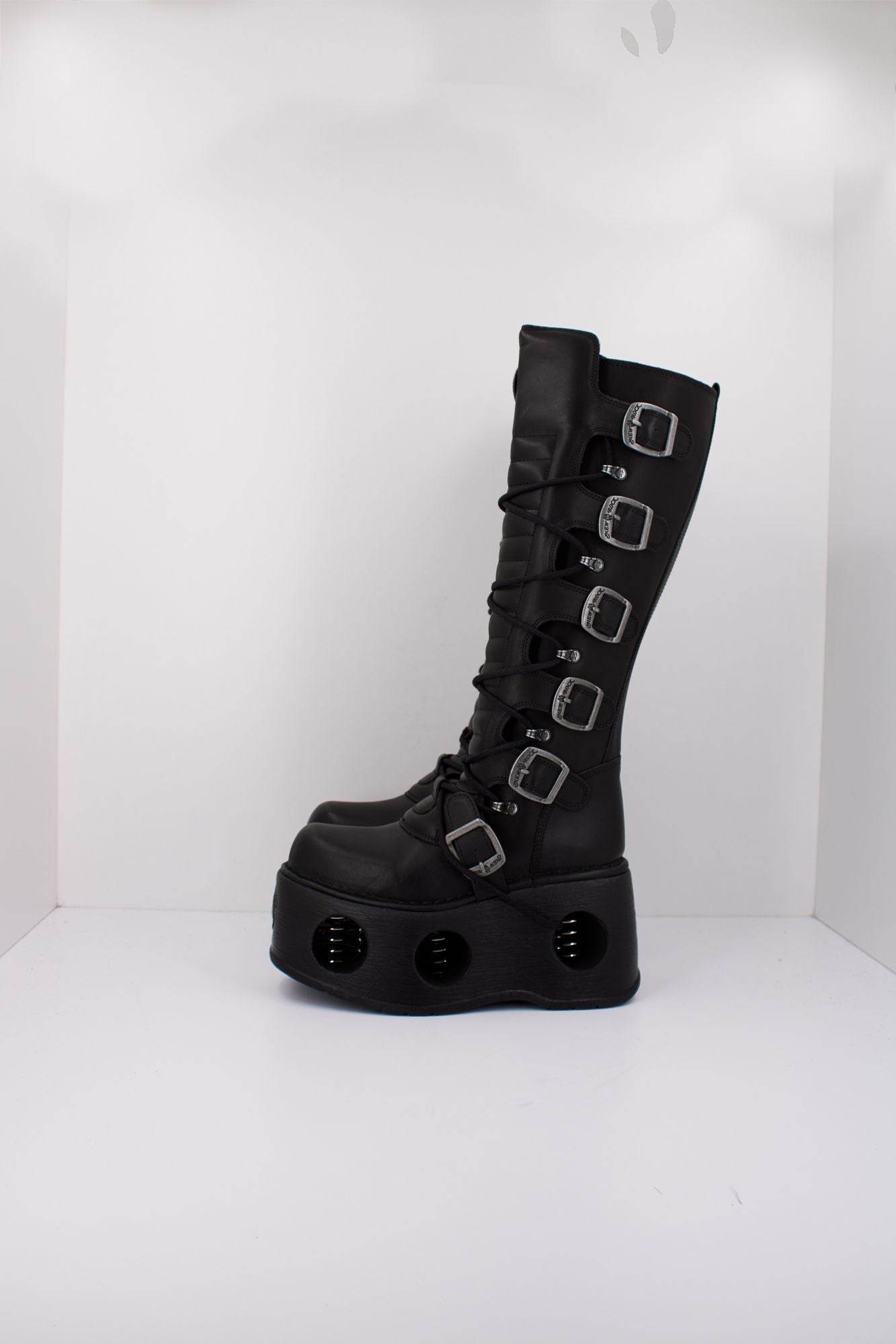 NEW ROCK M272 S2 en color NEGRO (1)