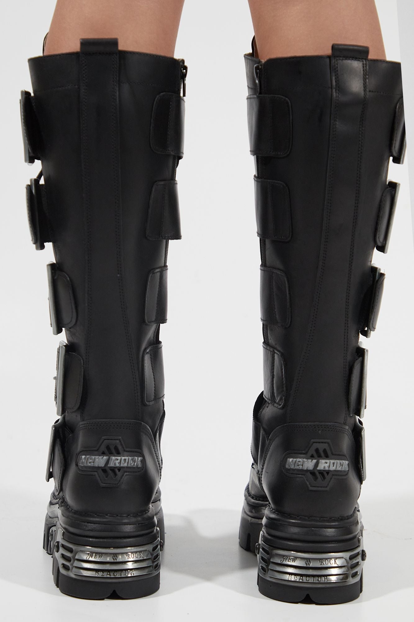 NEW ROCK BOOT METALLIC en color NEGRO (4)