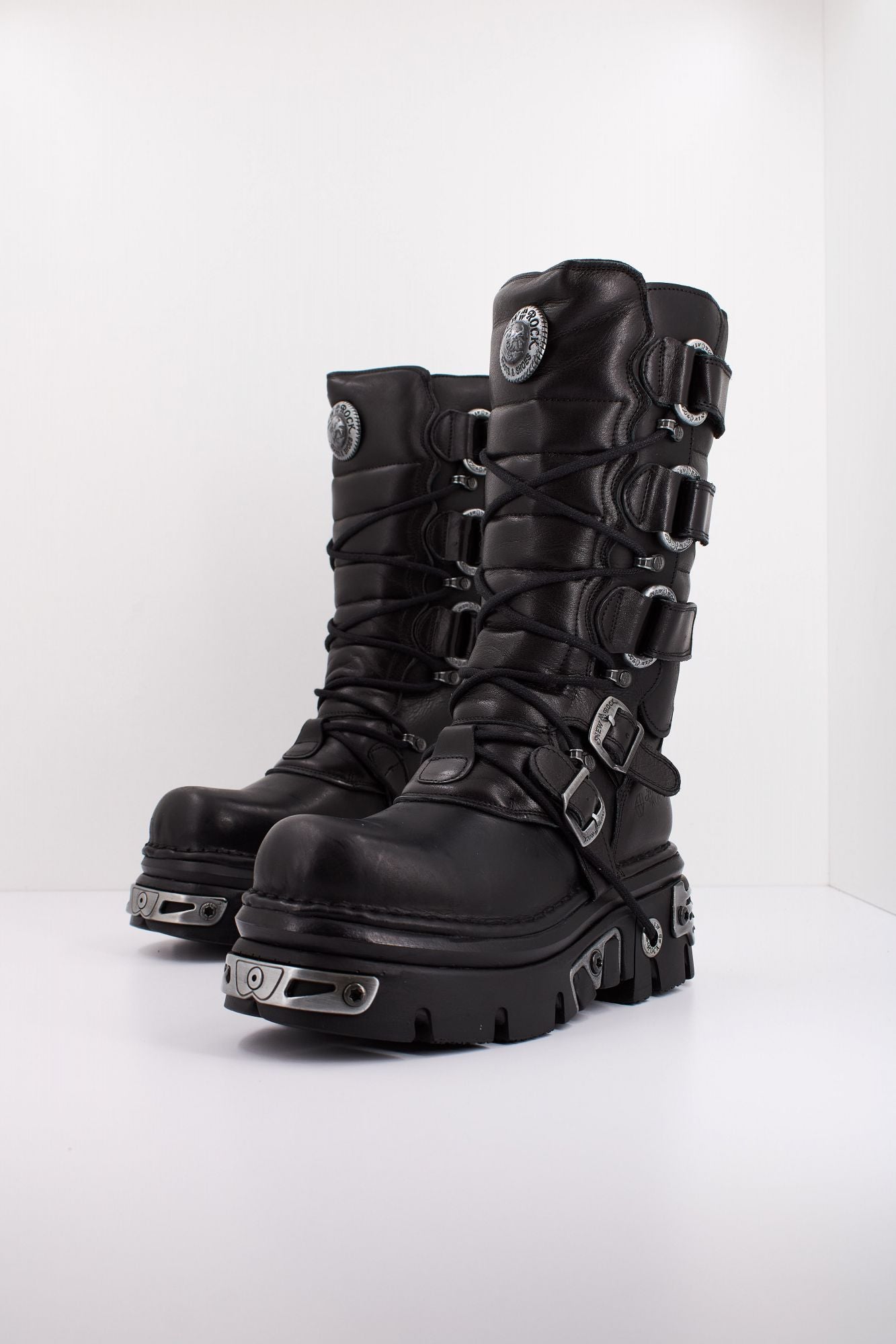 NEW ROCK BOOT METALLIC en color NEGRO (2)