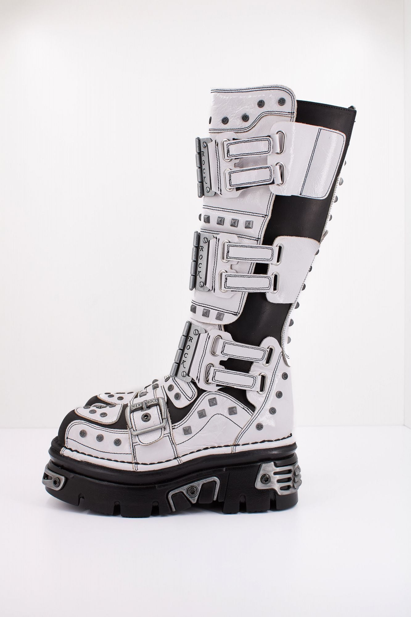 NEW ROCK HIGH BOOT METALLIC M800 C2 HIGH en color BLANCO (1)