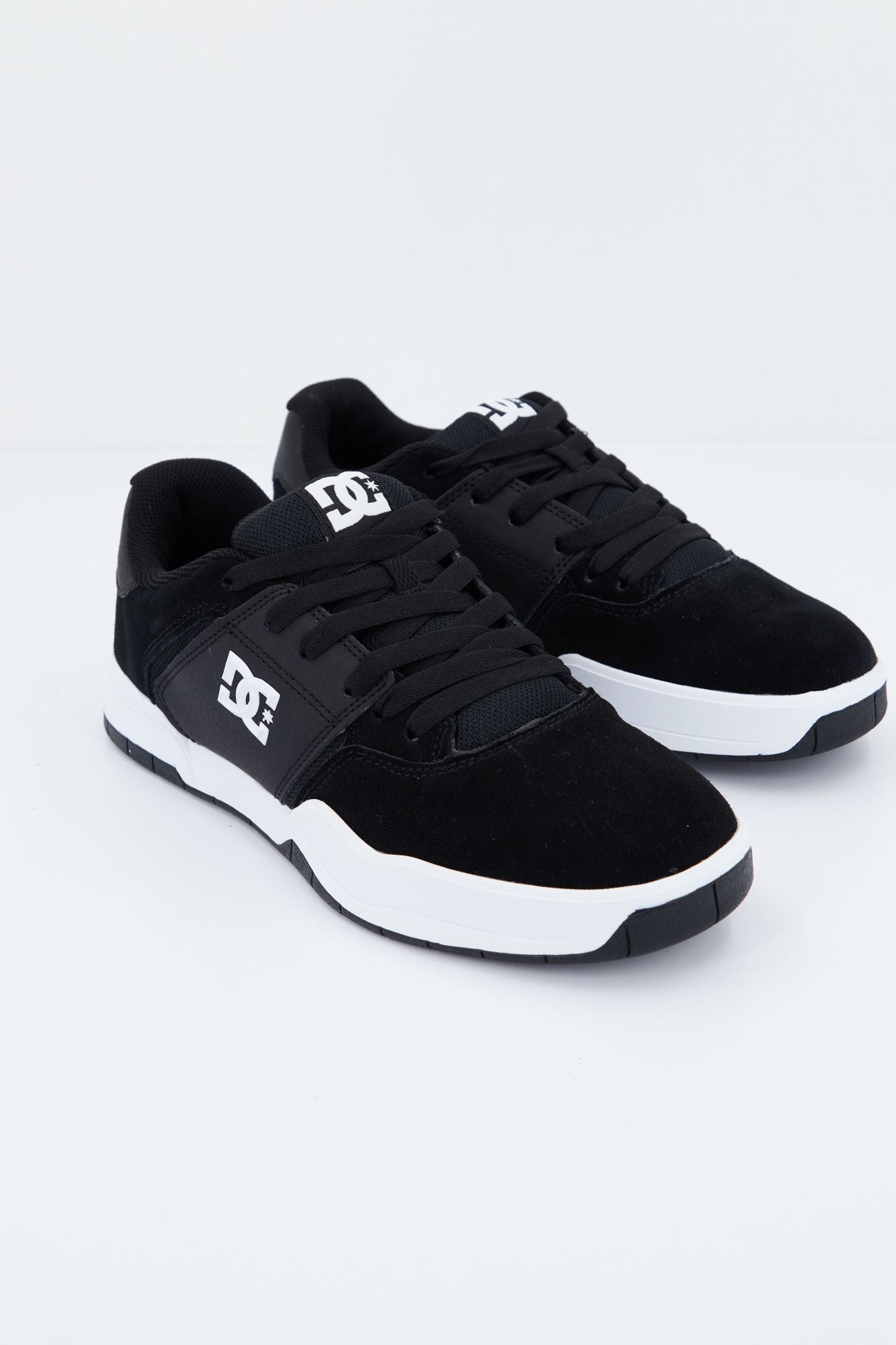 DC CENTRAL M en color NEGRO (1)