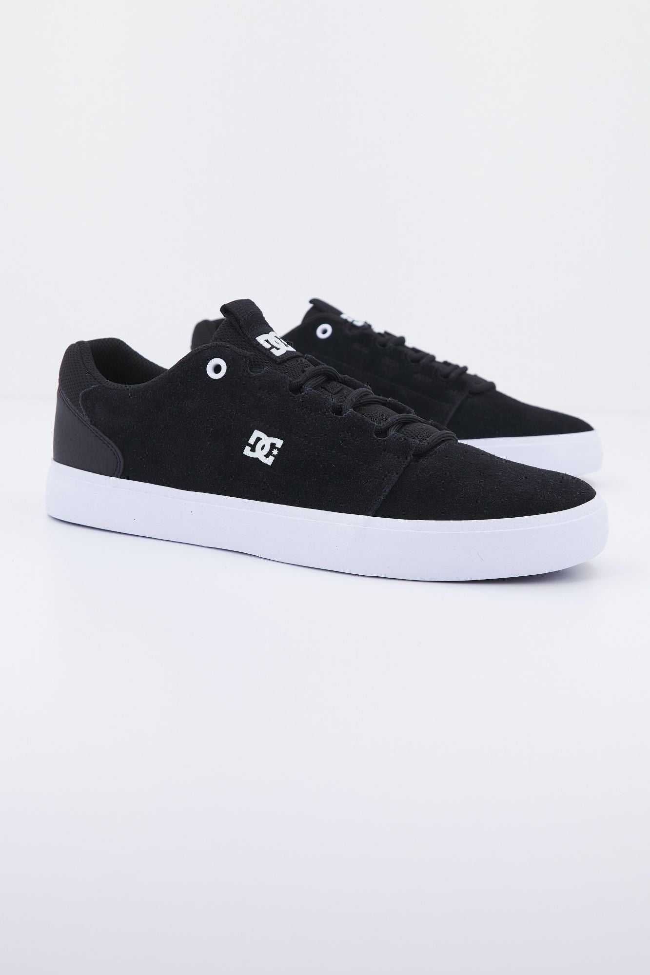 DC HYDE M SHOE en color NEGRO (2)