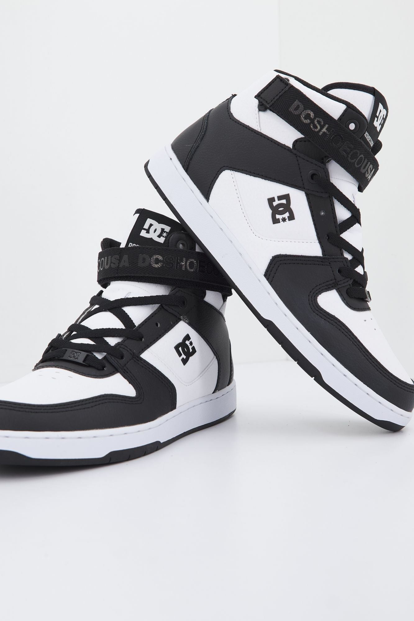 DC PENSFORD M SHOE en color BLANCO (1)