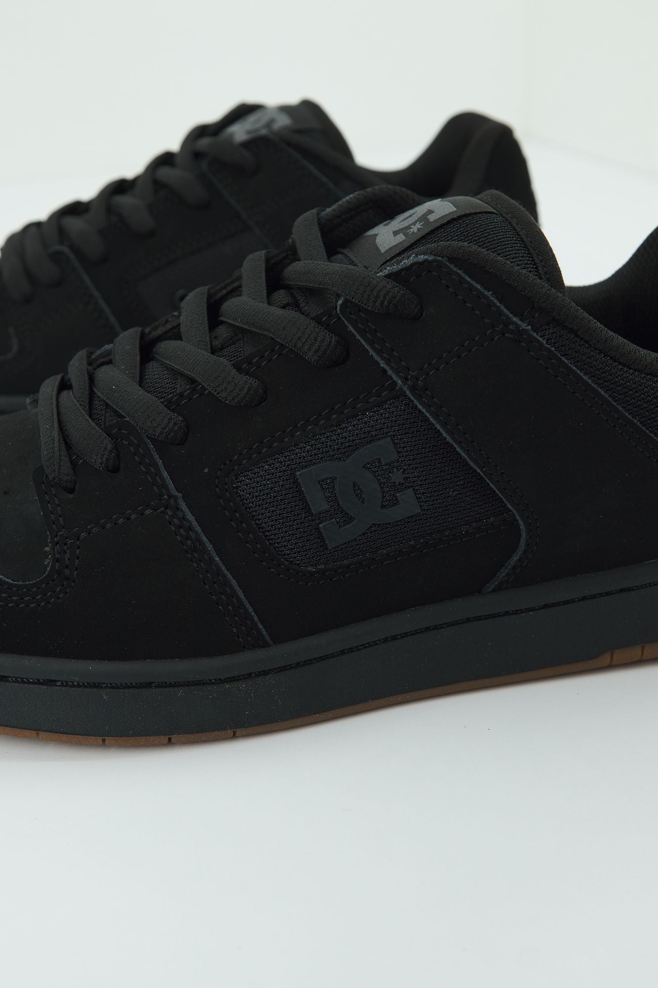 DC MANTECA 4 M SHOE en color NEGRO (4)
