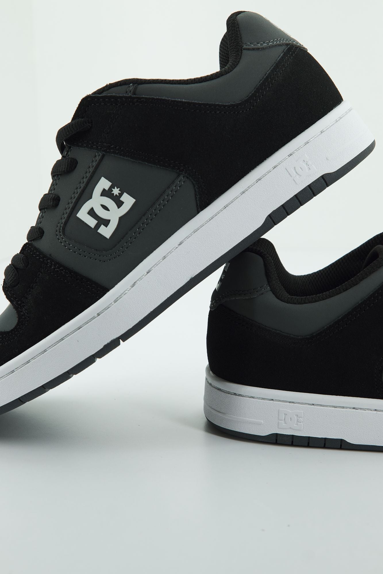 DC MANTECA 4 M SHOE en color GRIS (3)