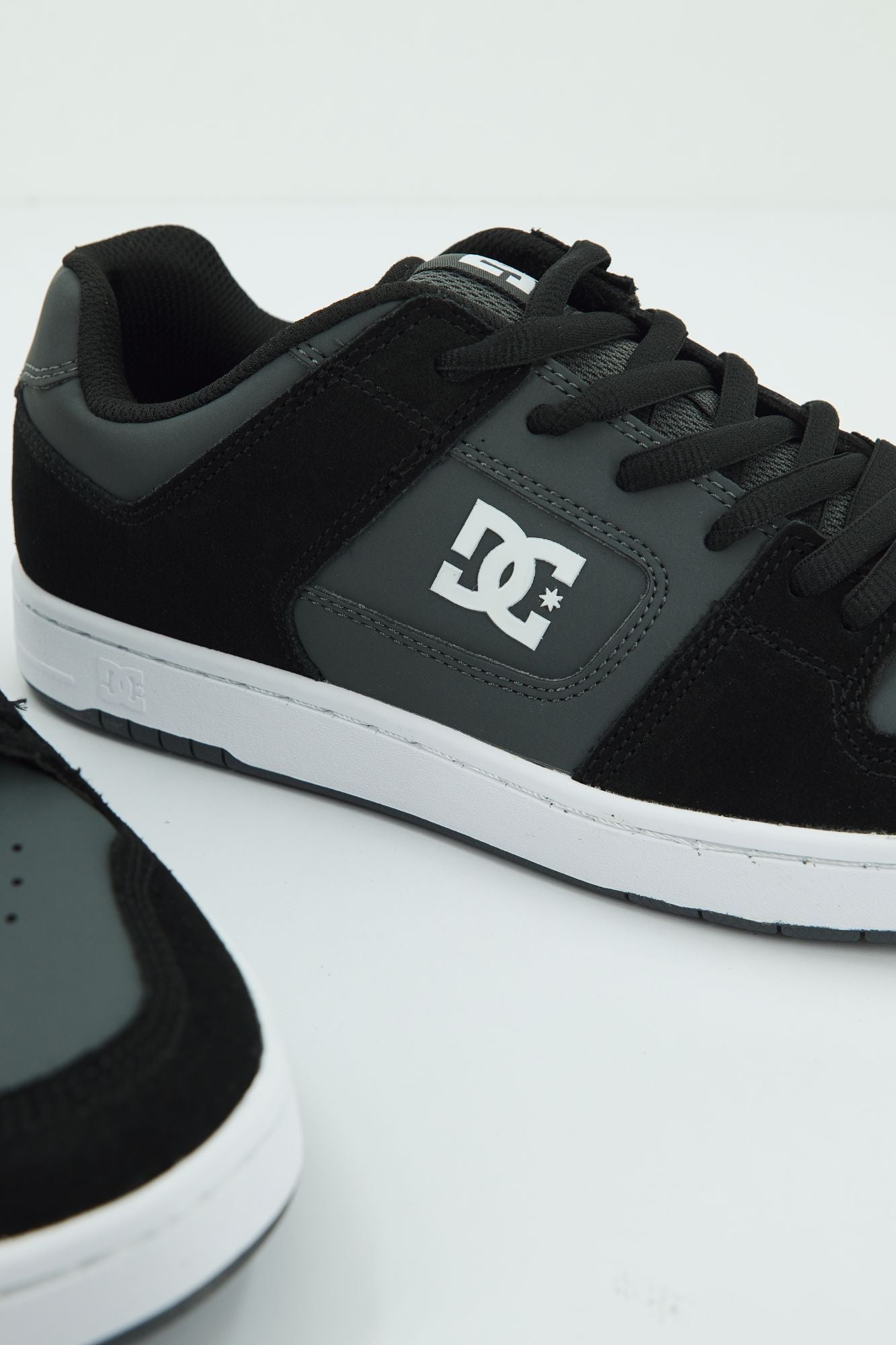 DC MANTECA 4 M SHOE en color GRIS (4)
