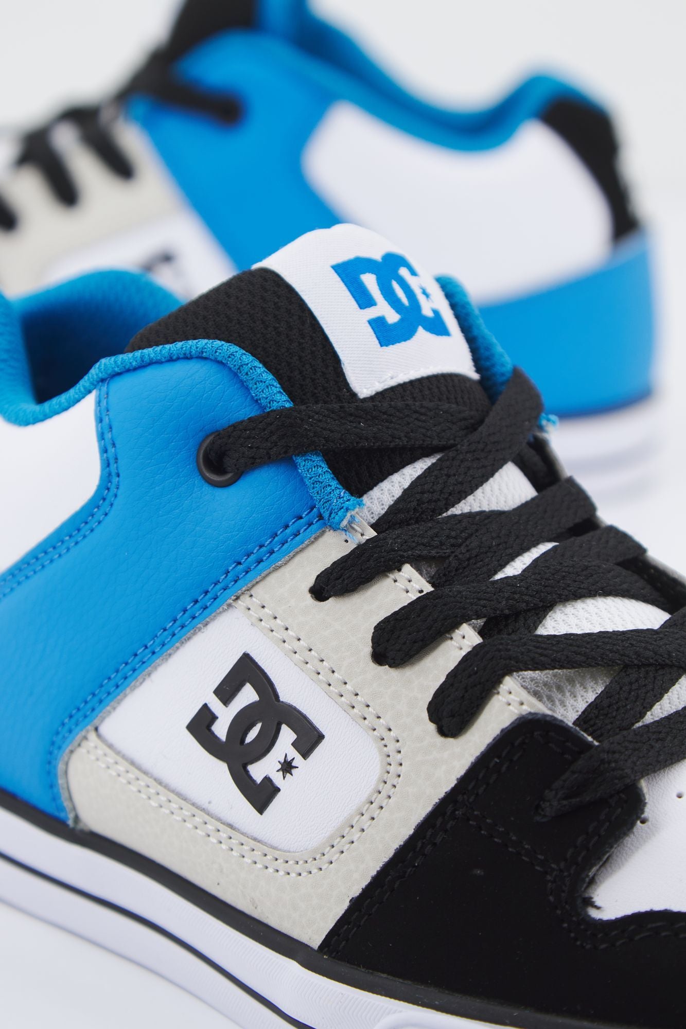 DC PURE MID en color AZUL (4)