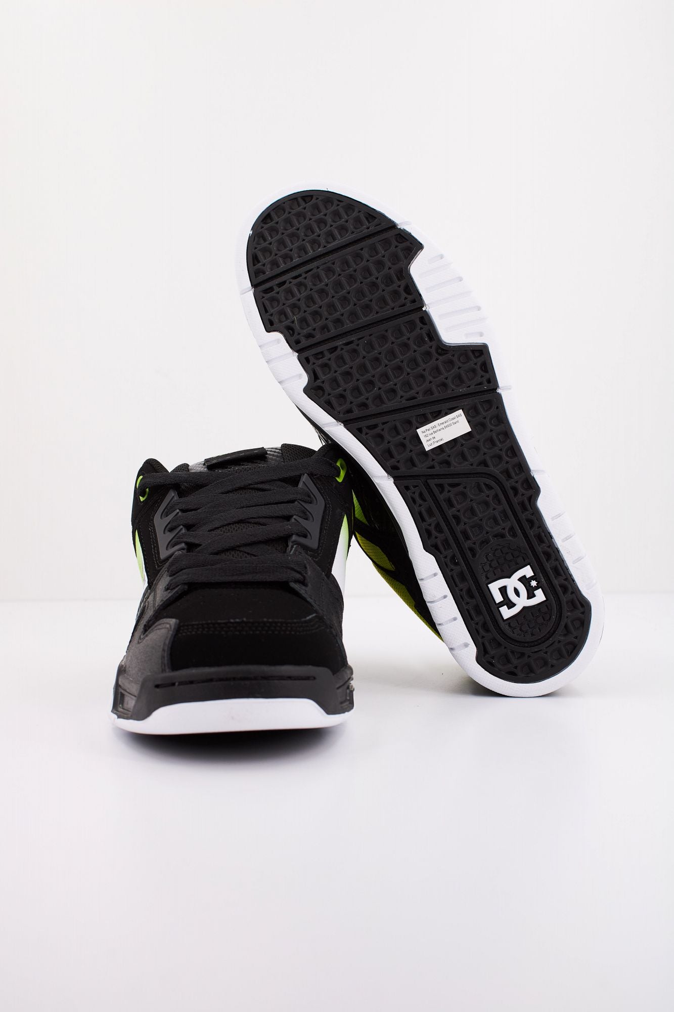 DC STAG SE en color NEGRO (5)