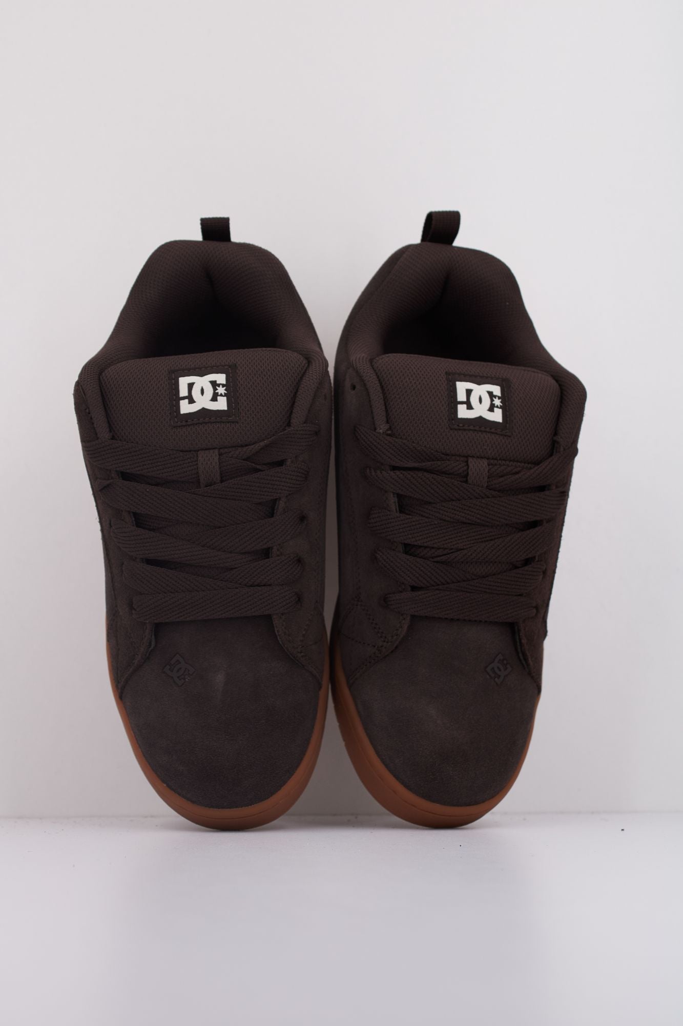 DC COURT GRAFFIK en color MARRON (3)