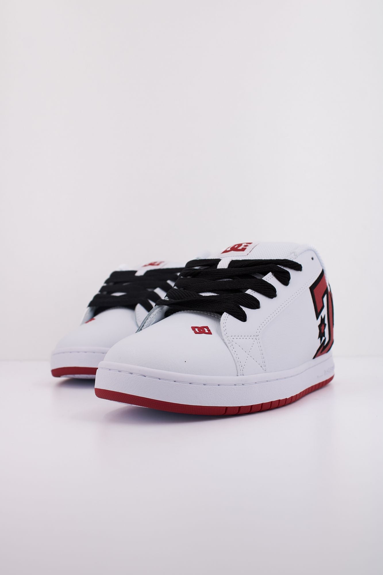 DC COURT GRAFFIK en color BLANCO (2)