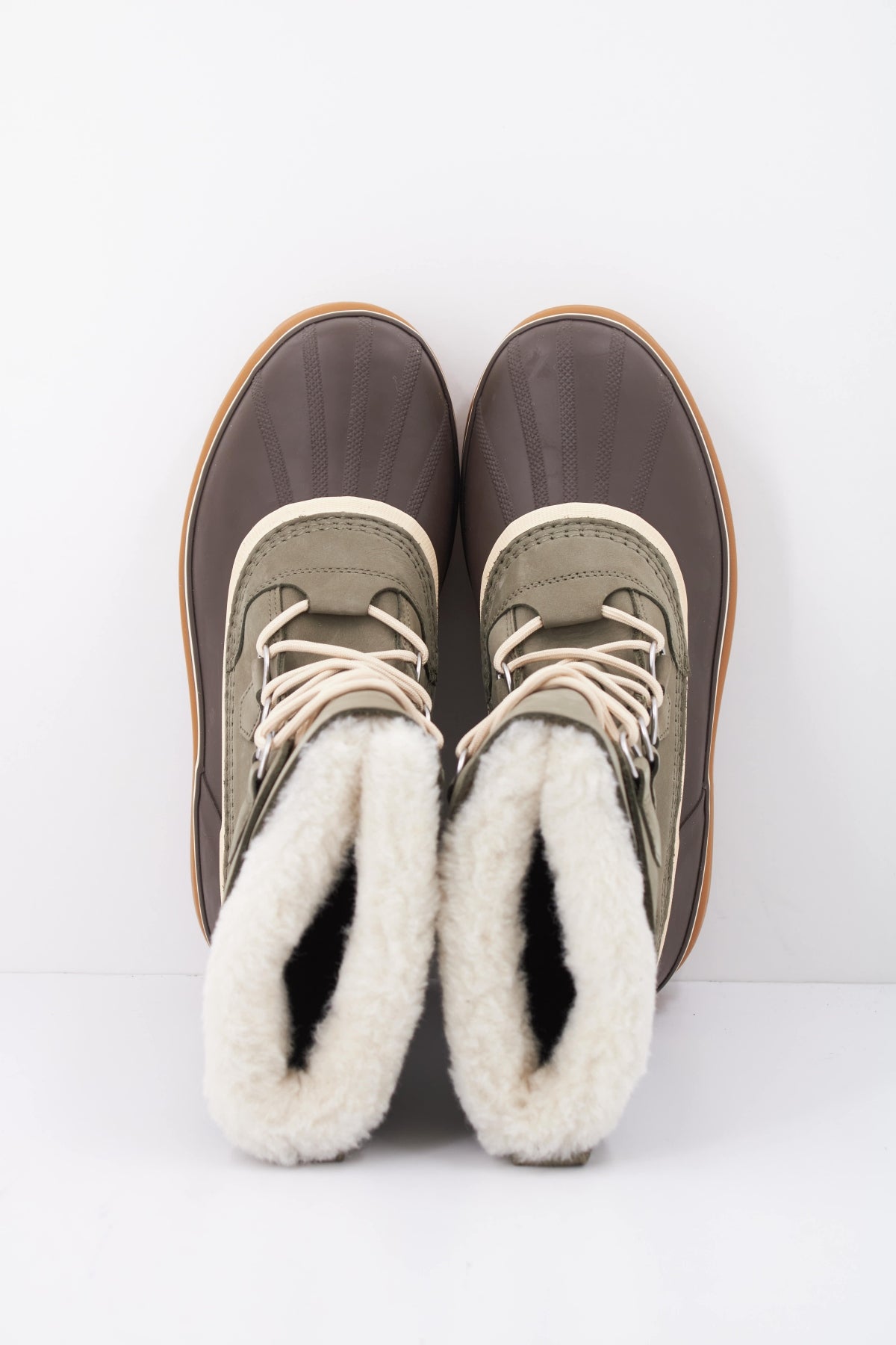 SOREL CARIBOU en color VERDE (3)
