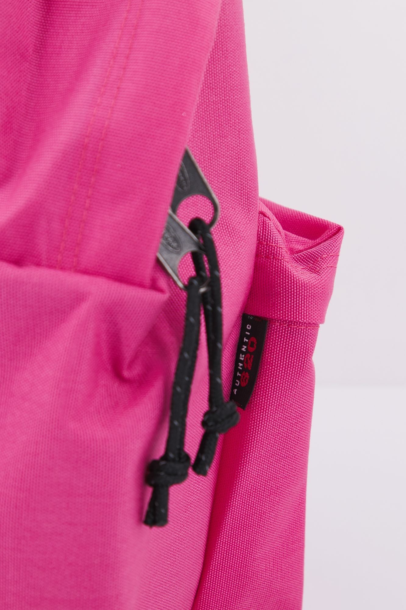 EASTPAK PADDED PAK'R en color ROSA (4)