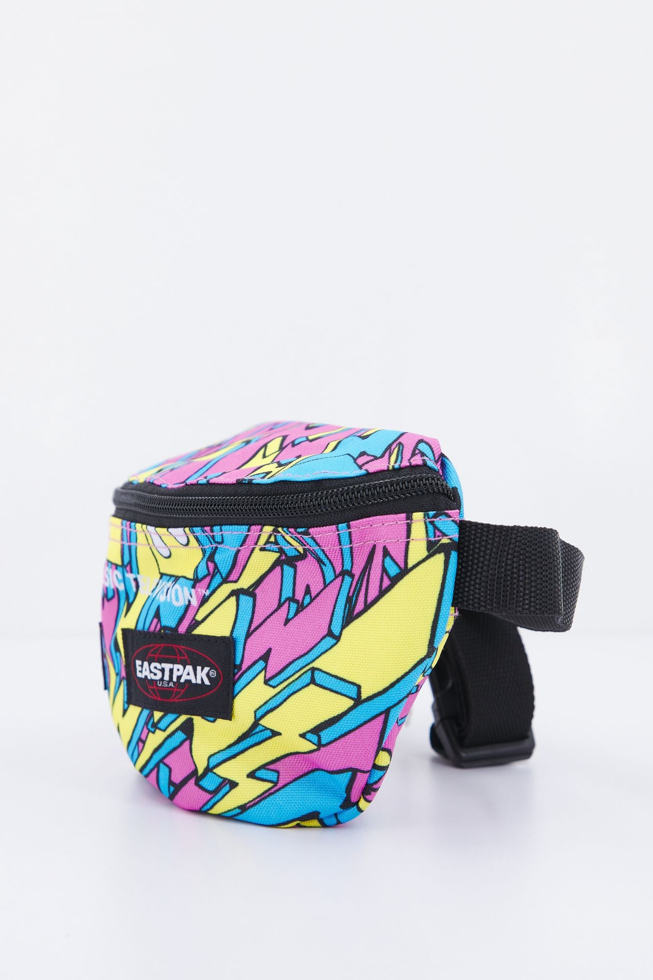 EASTPAK EK000074L871 en color ROSA (2)