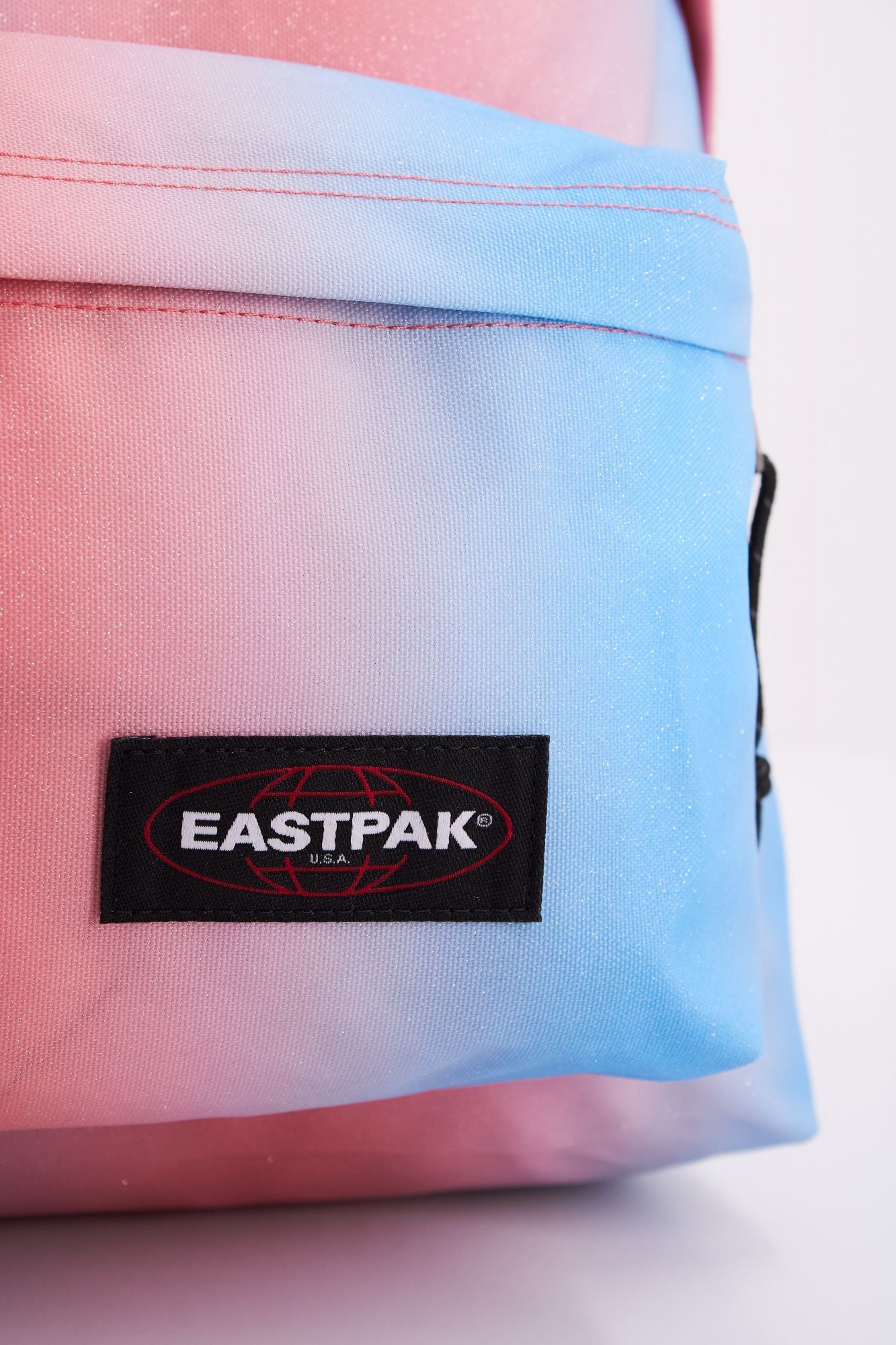 EASTPAK PADDED PAK'R en color ROSA (4)