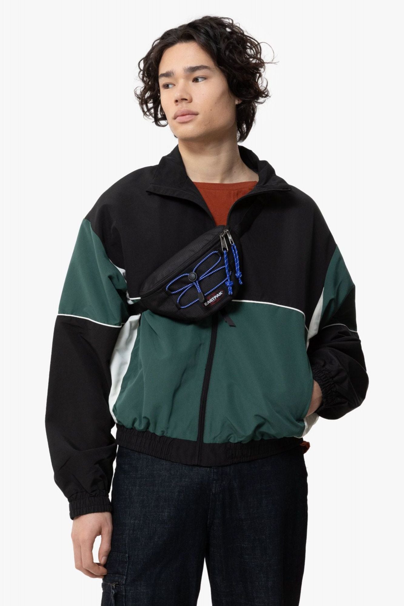 EASTPAK SPRINGER OUTSITE en color AZUL (2)