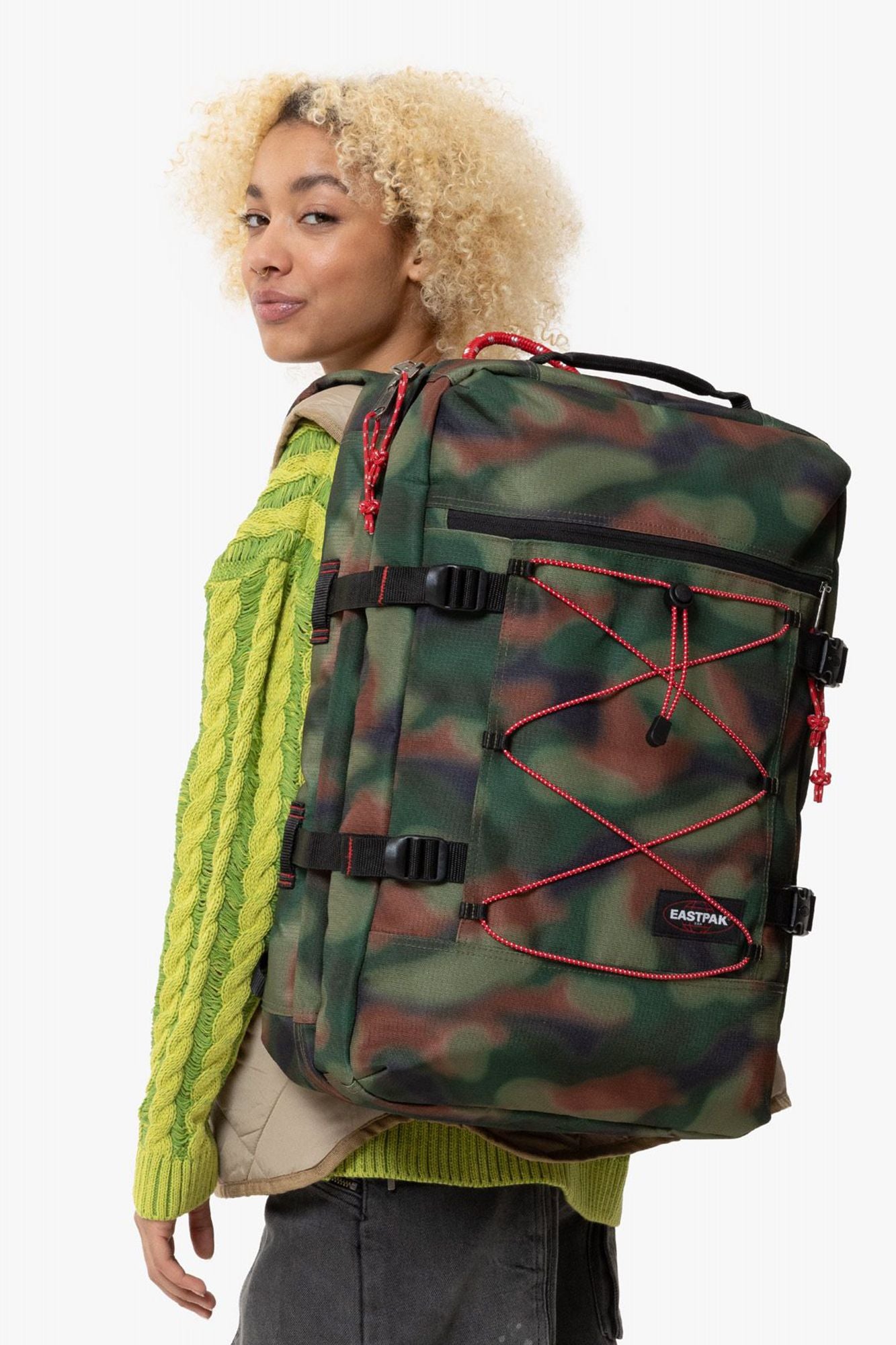 EASTPAK TRAVELPACK OUTSITE en color VERDE (4)