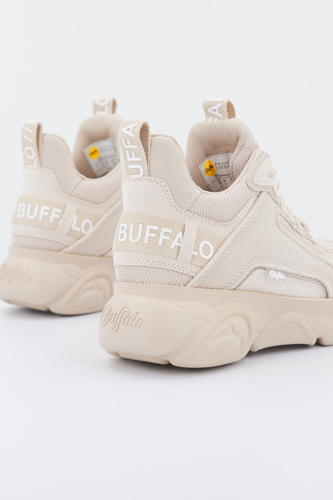BUFFALO 1630426 VEGAN en color BEIS (3)