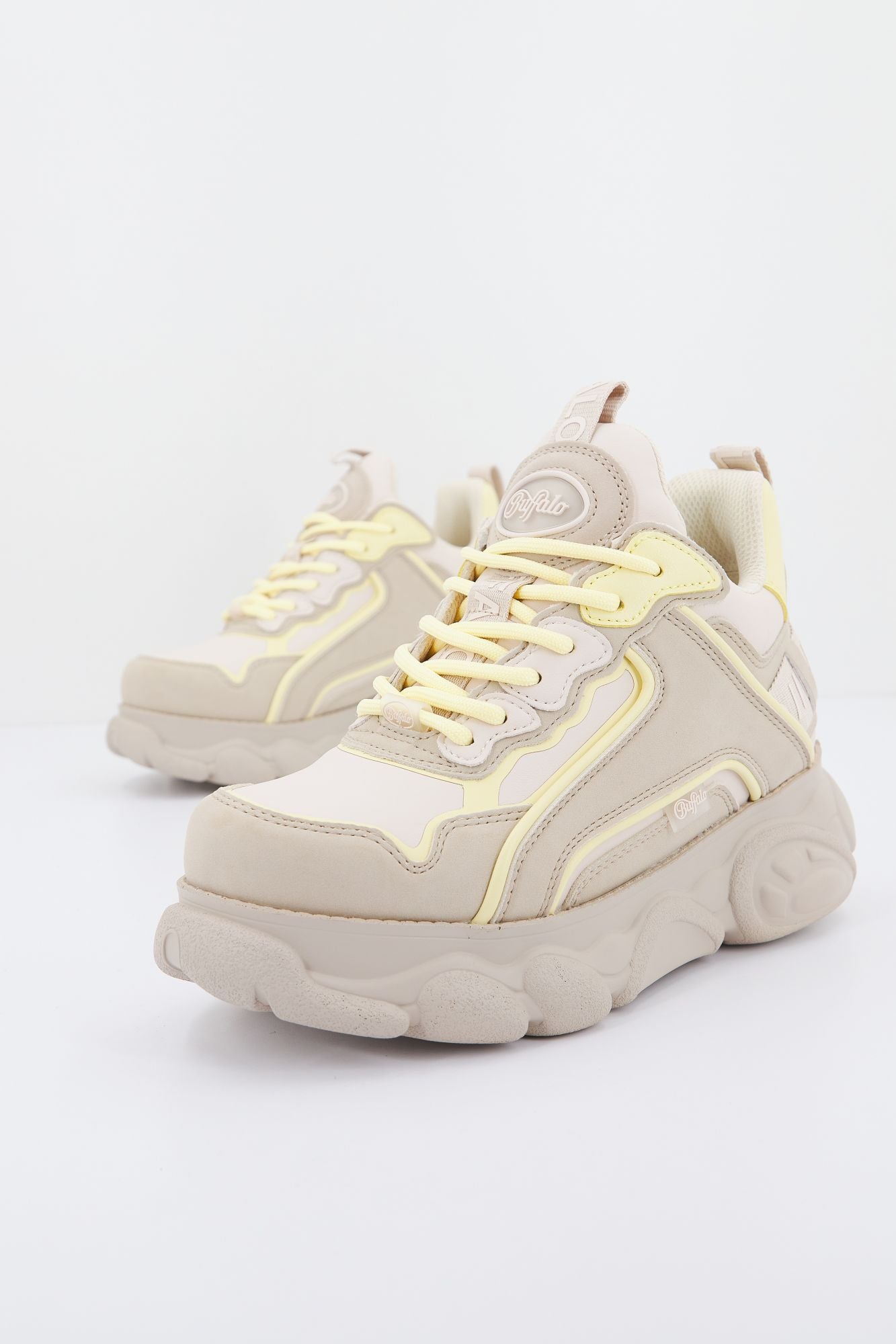 BUFFALO CLD CHAI en color BEIS (2)