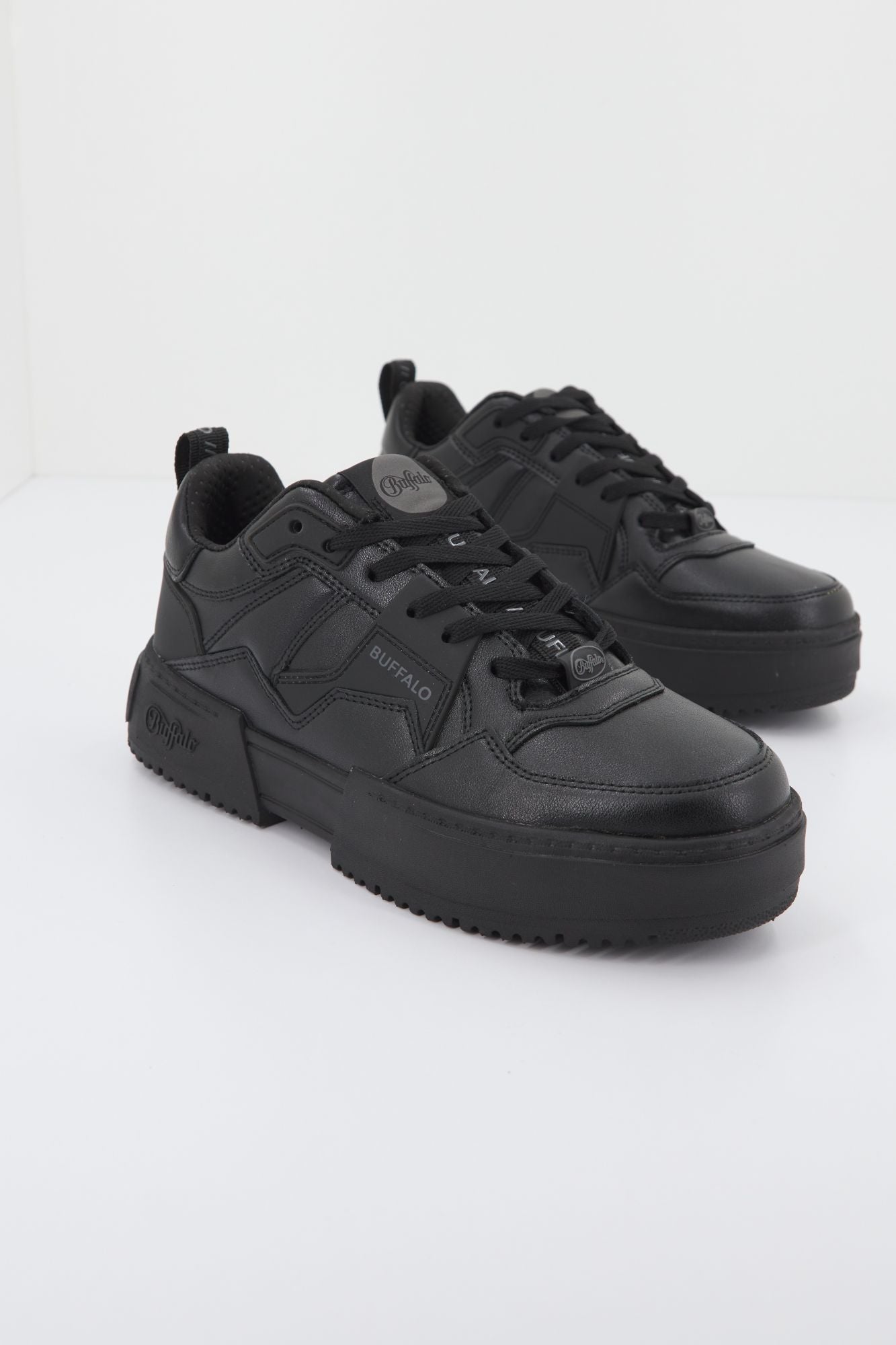 BUFFALO RSE V2 en color NEGRO (2)
