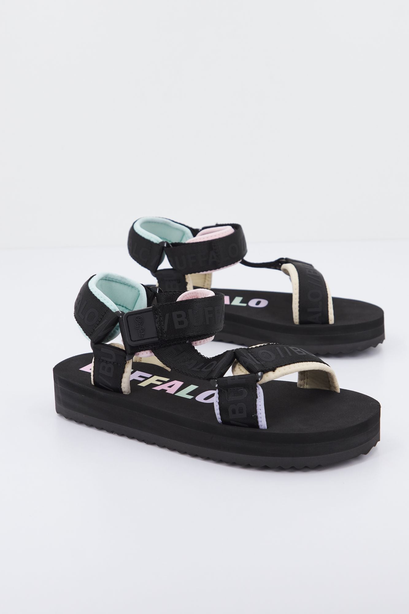 BUFFALO SAGE TRACK en color NEGRO (3)