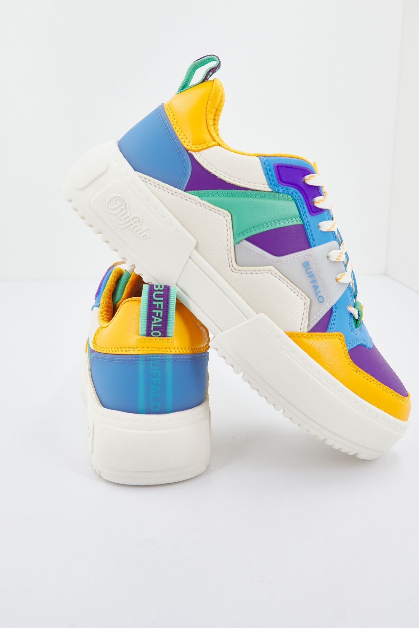 BUFFALO RSE v2 en color MULTICOLOR (2)