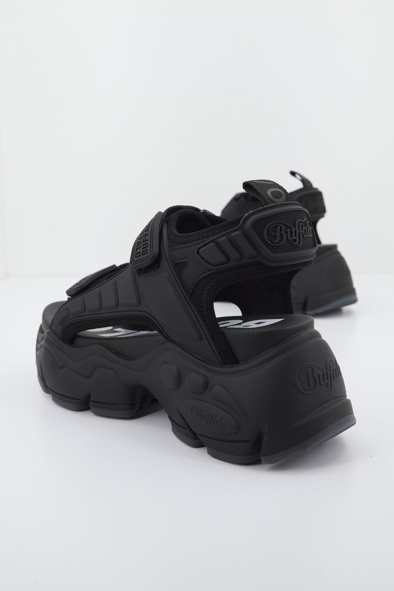 BUFFALO BINARY TRACK en color NEGRO (3)