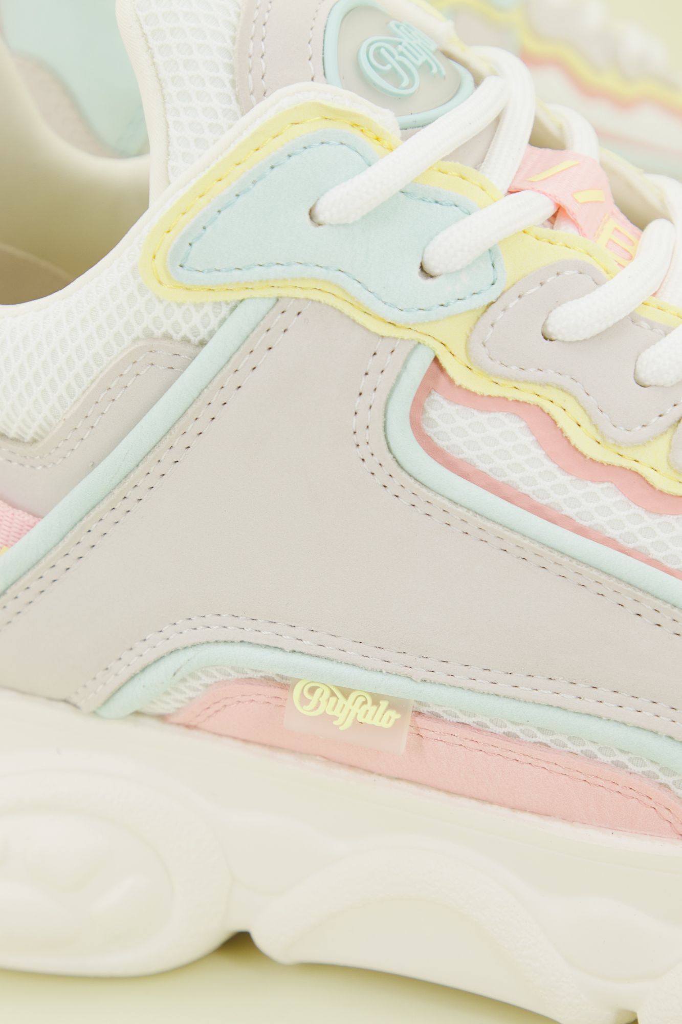 BUFFALO CLD CHAI en color BEIS (4)