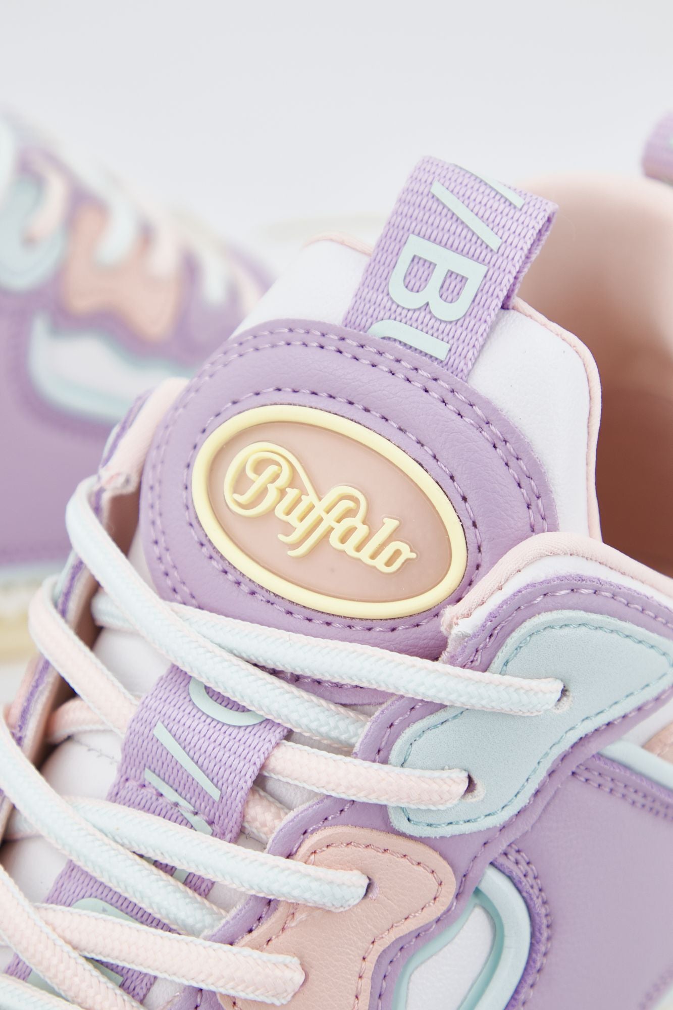 BUFFALO CLD CHAI en color VIOLETA (4)