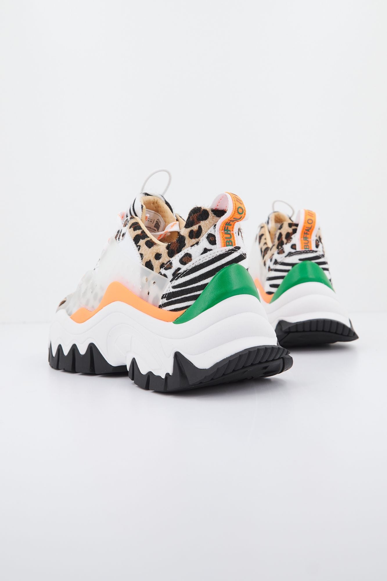 BUFFALO TRAIL en color BLANCO (3)