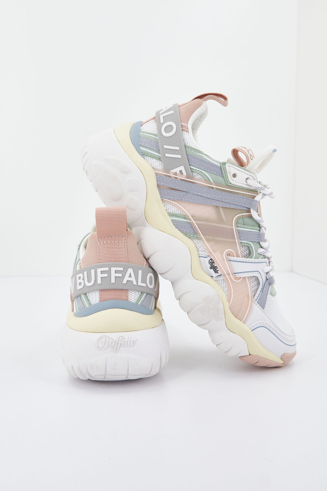 BUFFALO OARBIS HIKE en color MULTICOLOR (2)