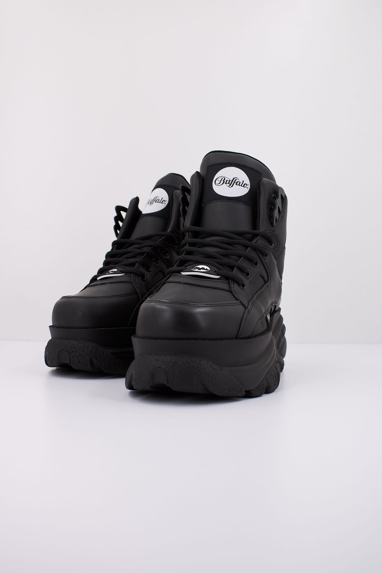 BUFFALO 1534150B en color NEGRO (2)