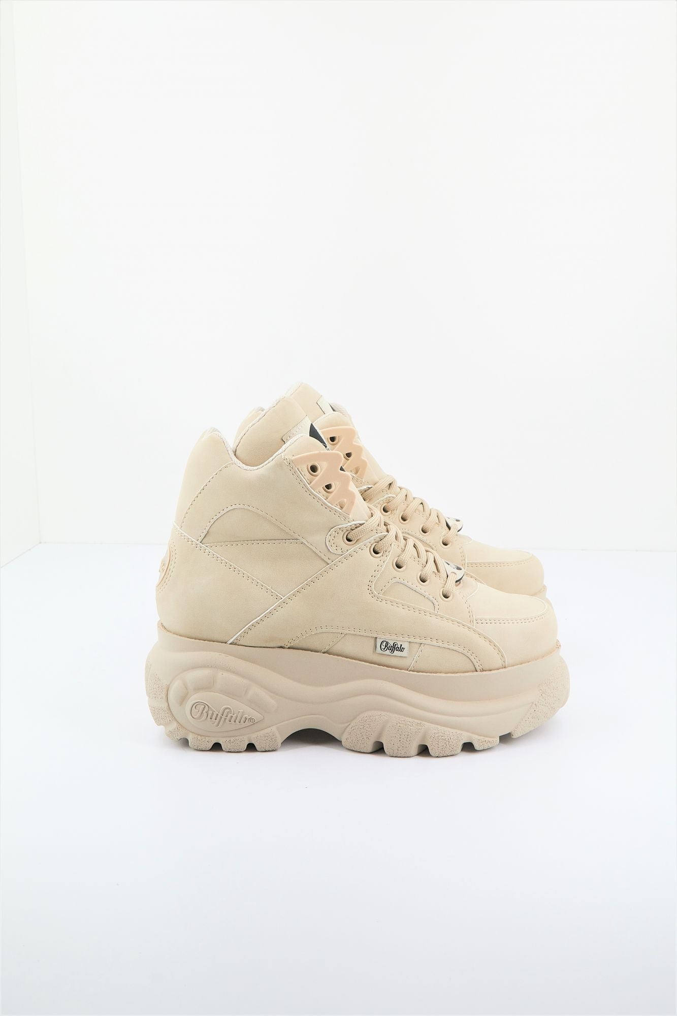 BUFFALO 1340-14 2.0 en color BEIS (2)