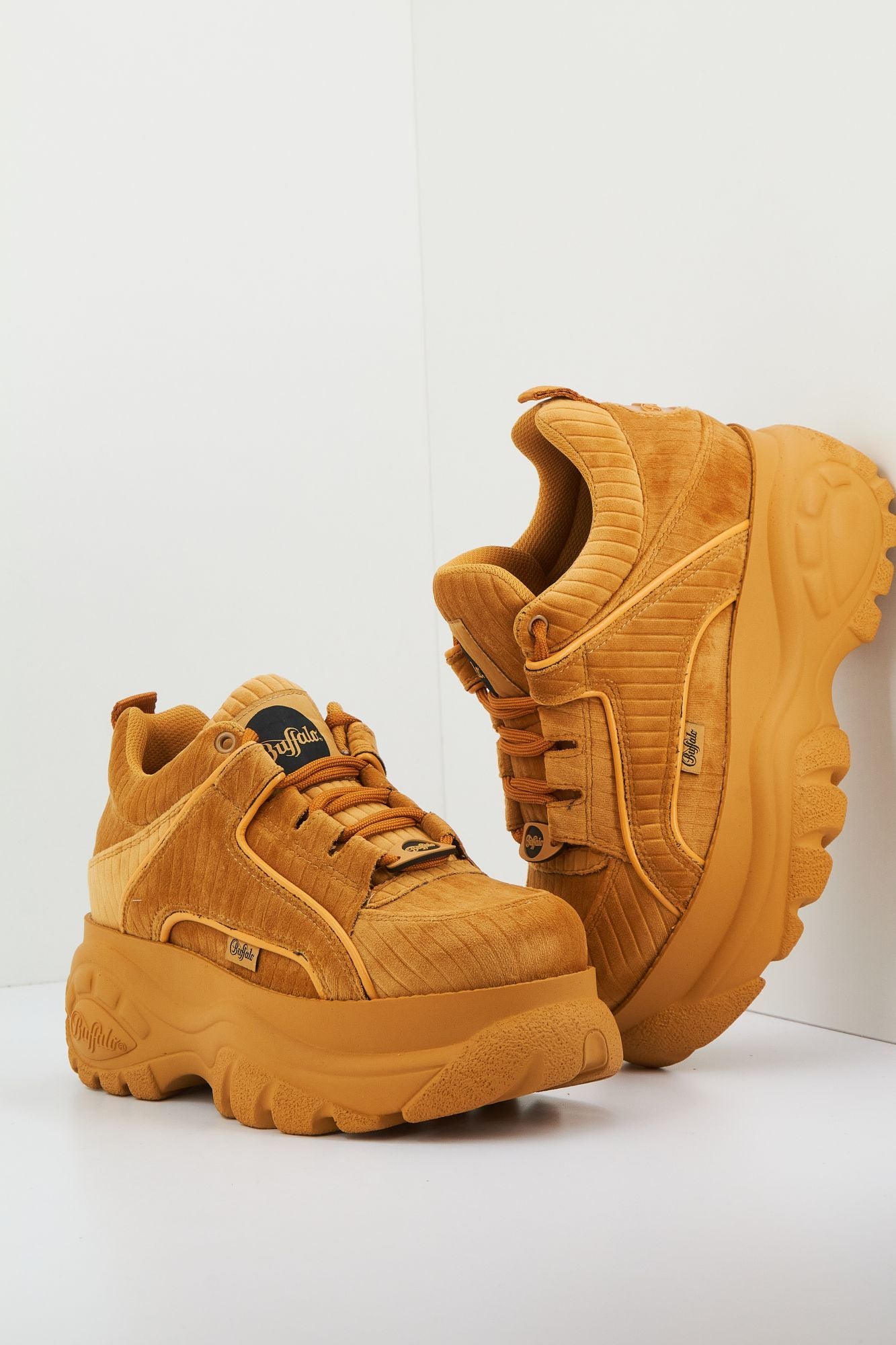 BUFFALO 1339-14 2.0 en color AMARILLO (1)