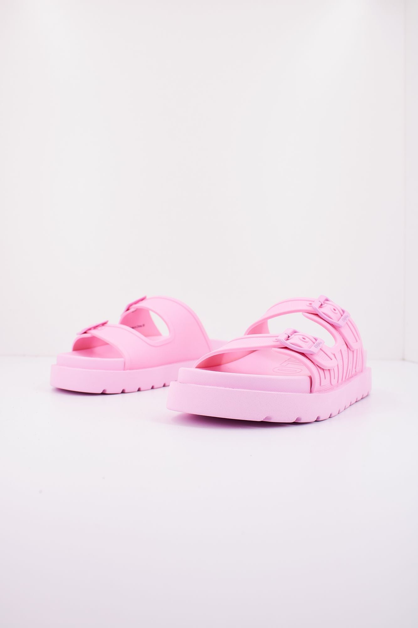 BUFFALO EVE SOL en color ROSA (2)