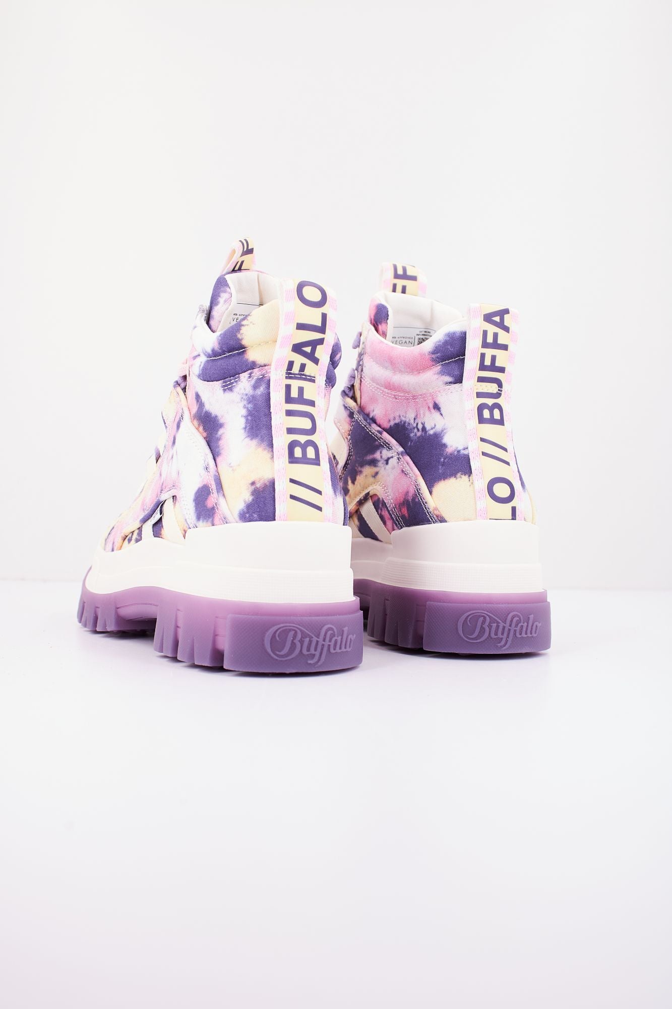 BUFFALO ASPHA NC MID en color VIOLETA (3)