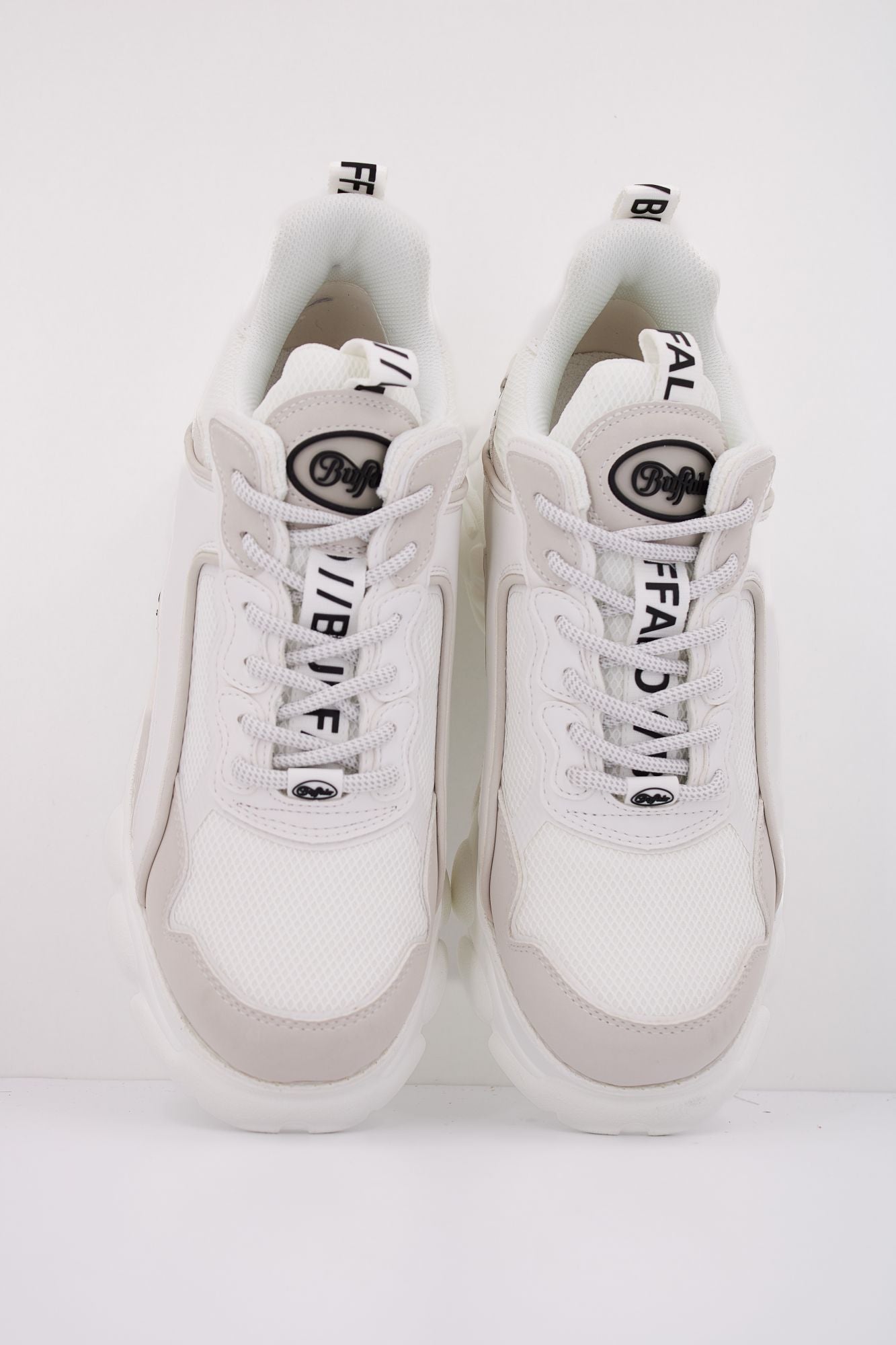 BUFFALO CLD CHAI BS VEGA en color BLANCO (3)