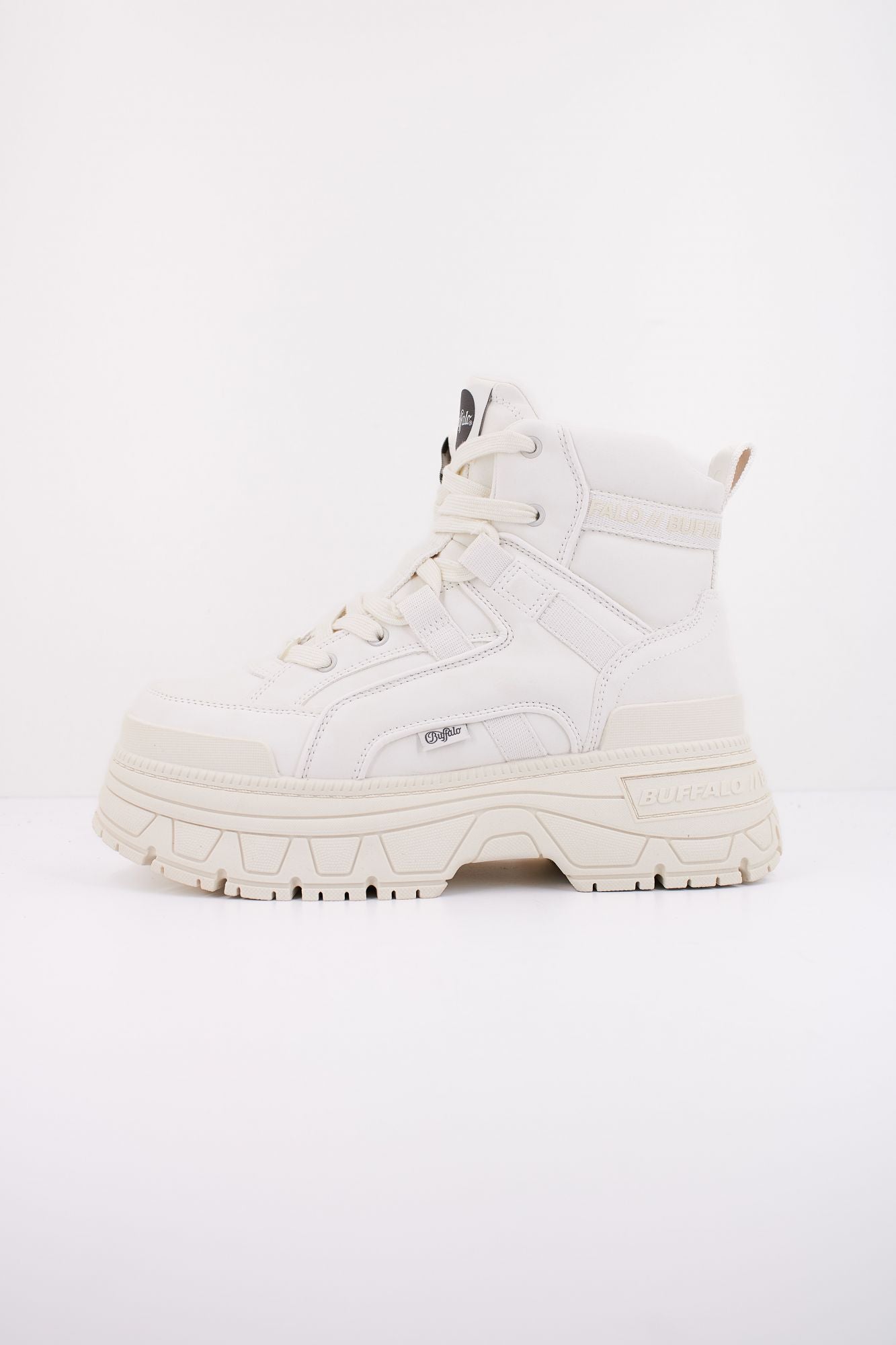 BUFFALO FUSION HYB MID en color BLANCO (1)