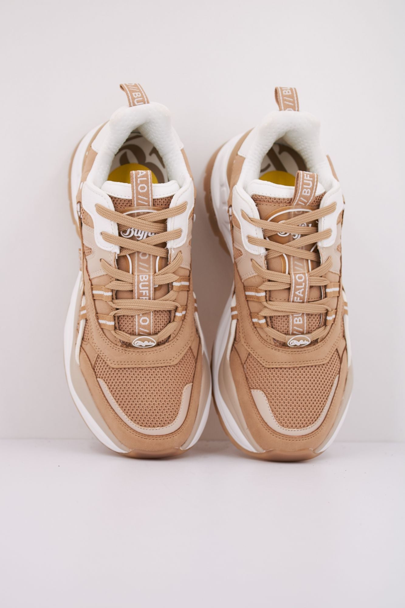 BUFFALO TRIPLET HOLLOW en color BEIS (3)