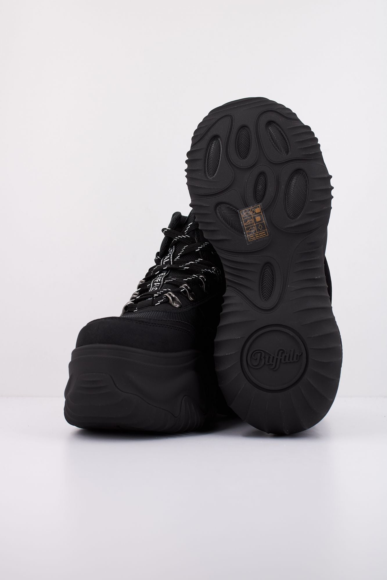 BUFFALO BLADER HIKING en color NEGRO (5)