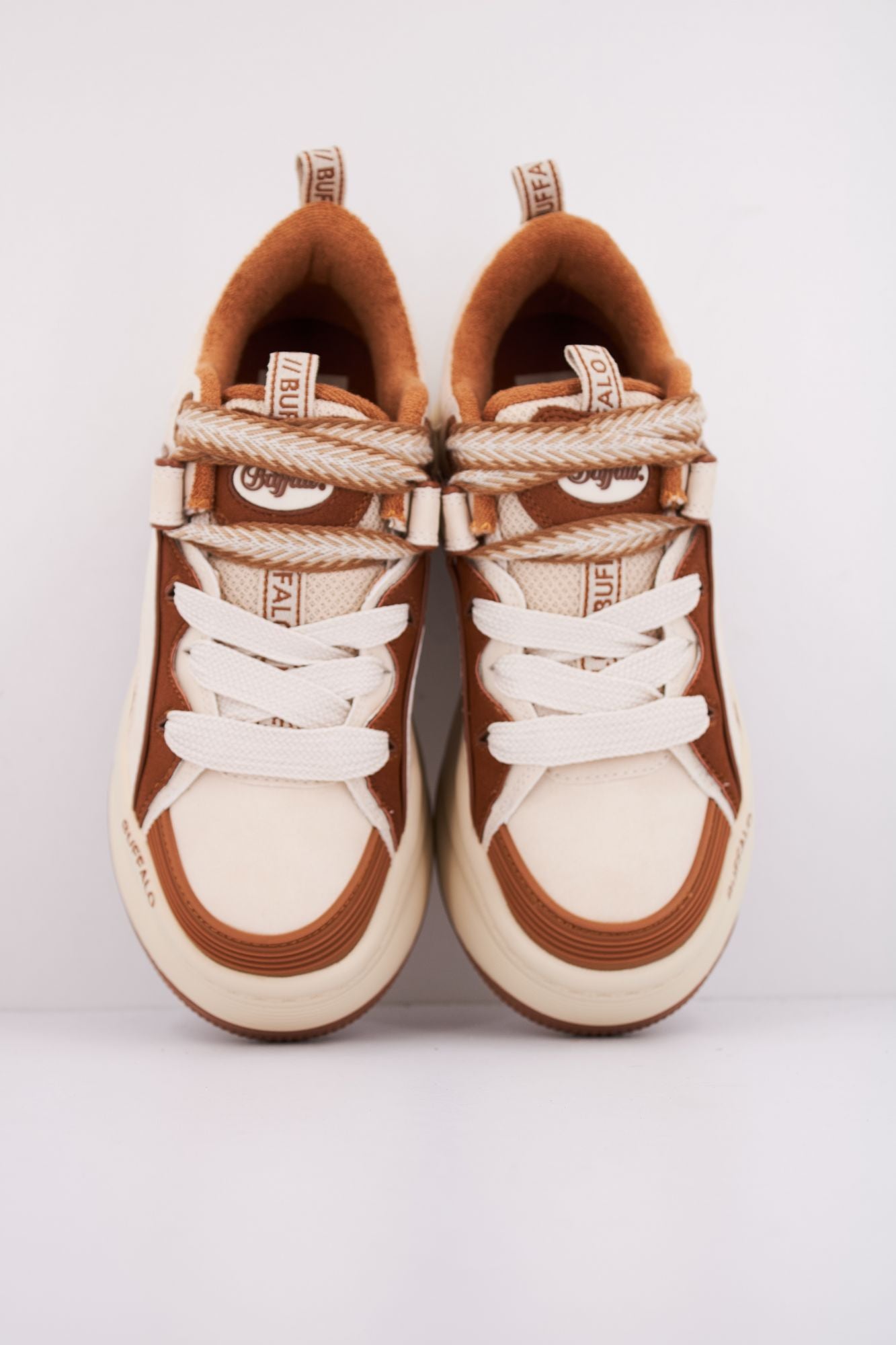 BUFFALO ORCUS en color BEIS (3)