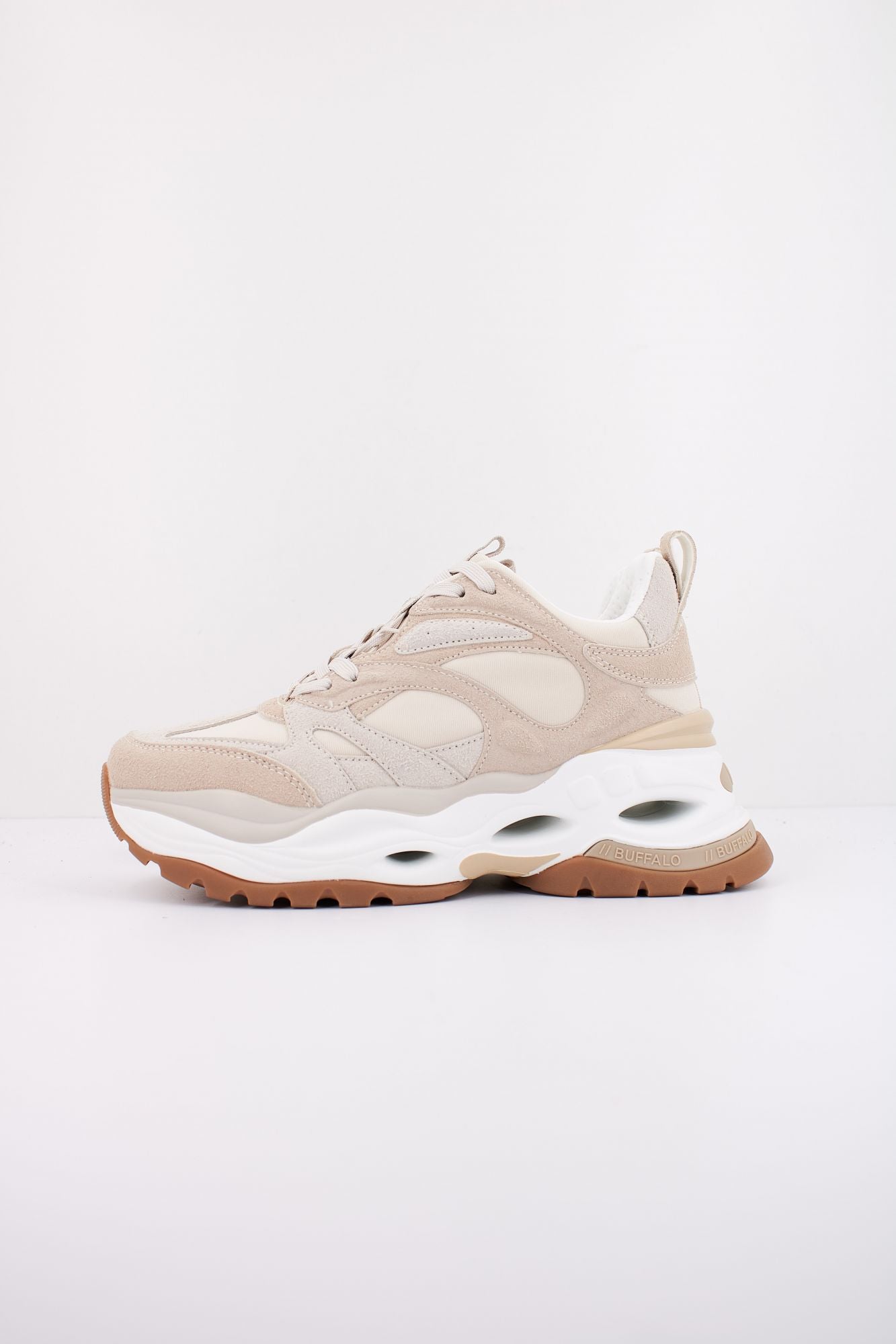 BUFFALO TRIPLET M en color BEIS (1)