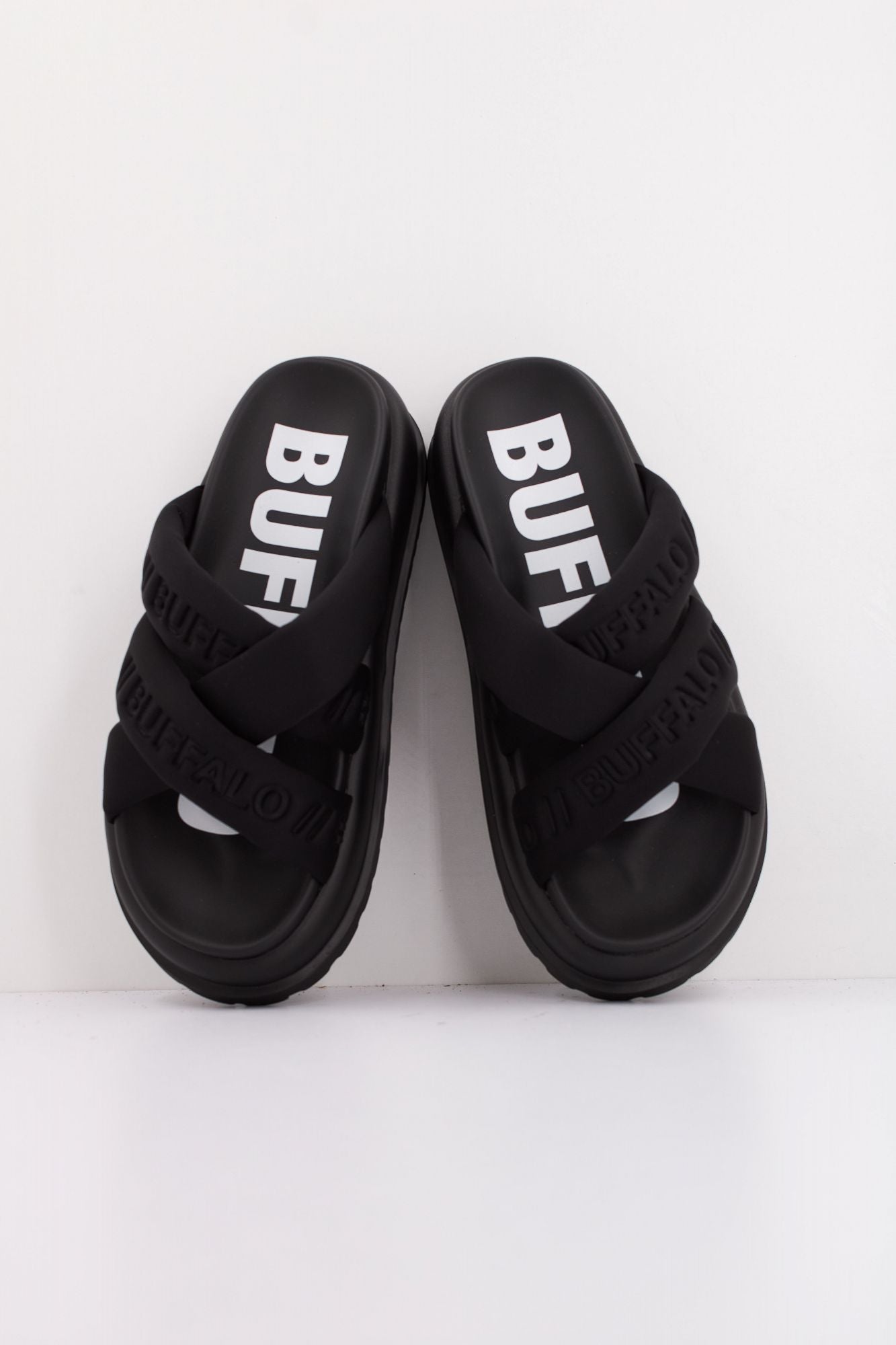 BUFFALO PALMA CROSS en color NEGRO (3)